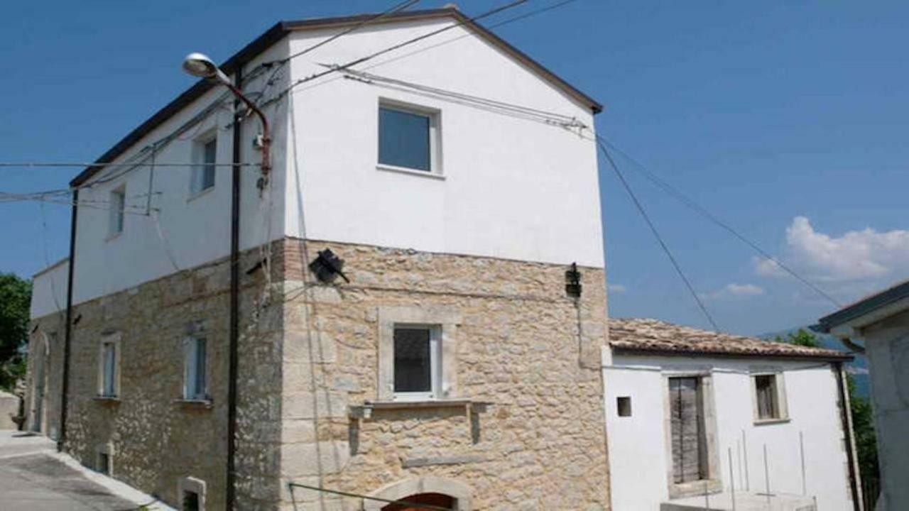 Casa Elvira Basilico Vila San Valentino in Abruzzo Citeriore Exterior foto